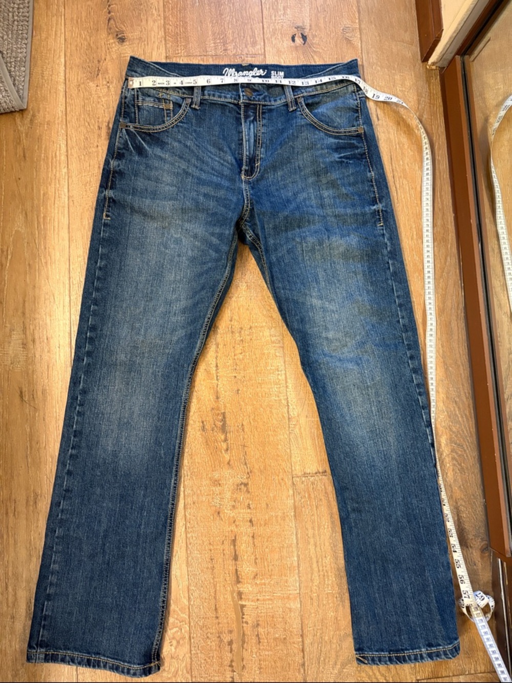 Wrangler Men’s Jeans - Blue Wash Straight Slim